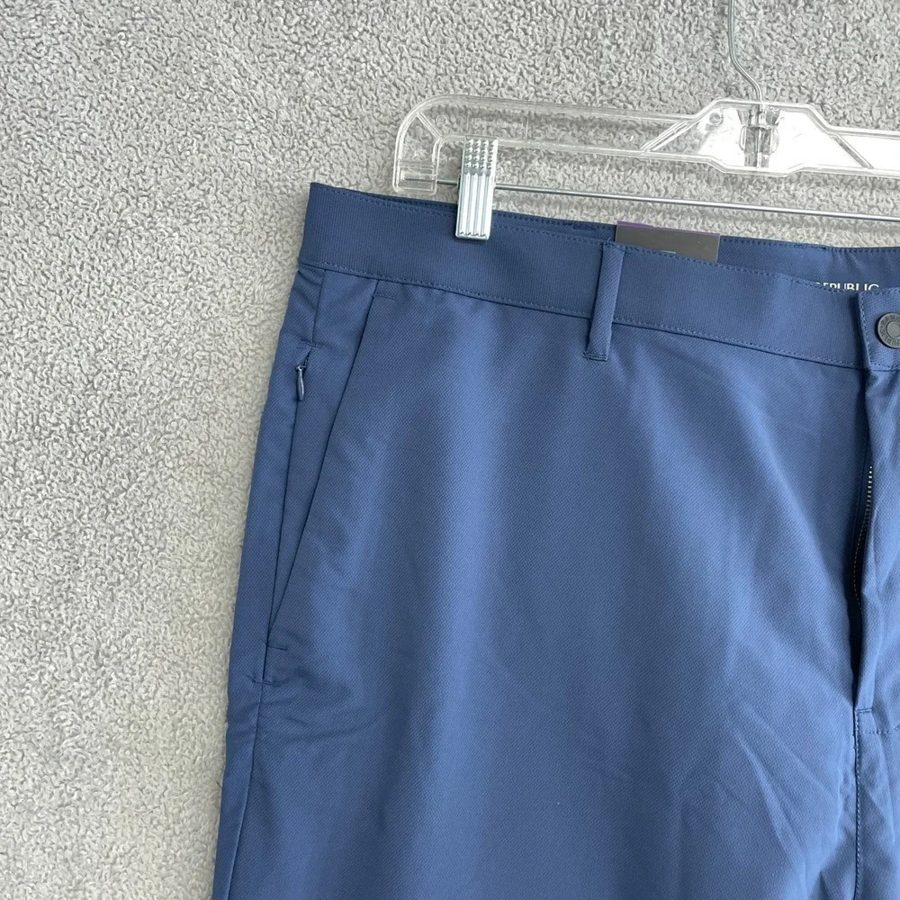 NEW Banana Republic Men's 40x32 Flat Front Tech Pants Blue Polyester
